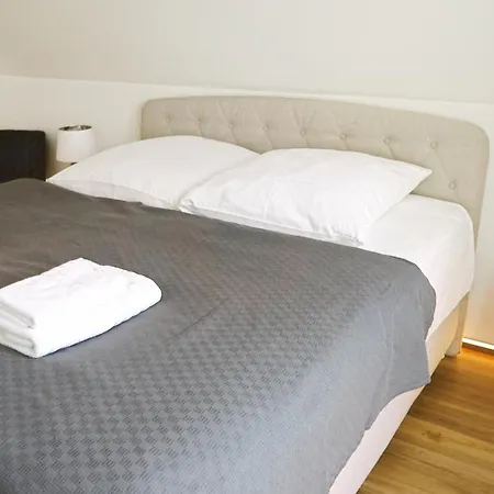 2 Schlafzimmer, Offene Kueche, Balkon Und Terrasse - Moderne 90Qm In Ruhiger, Zentraler Lage - Nur 500M Bis Zum Strand