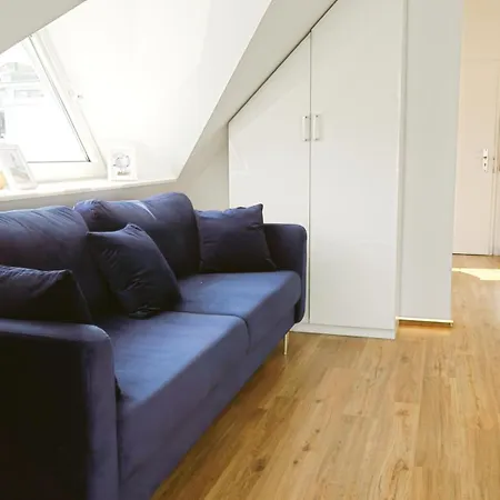 Lighthouse Homes - Moderne Mit Terrasse Am Kirchenplatz Appartement Rostock