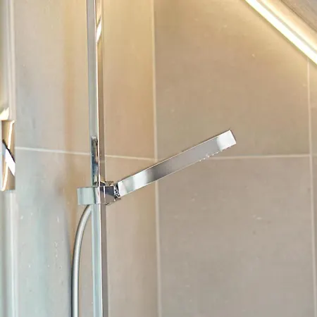 Lighthouse Homes - Moderne & Helle 90qm Mit 2 Schlafzimmern Und Terrasse