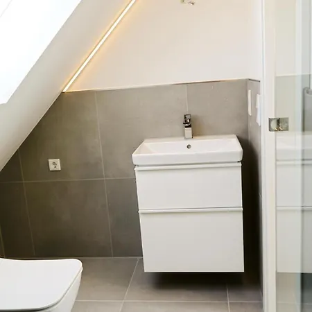 Lighthouse Homes - Moderne Mit Terrasse Am Kirchenplatz Apartment *