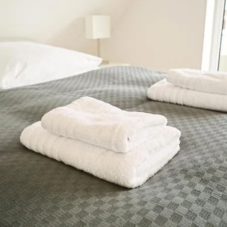 Lighthouse Homes - Moderne Mit Terrasse Am Kirchenplatz * Rostock