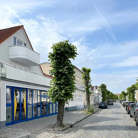 Lighthouse Homes - Moderne Mit Terrasse Am Kirchenplatz Apartment *