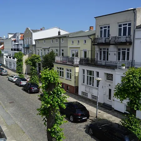 2 Schlafzimmer, Offene Küche, Balkon Und Terrasse - Moderne 90qm In Ruhiger, Zentraler Lage - Nur 500m Bis Zum * Rostock