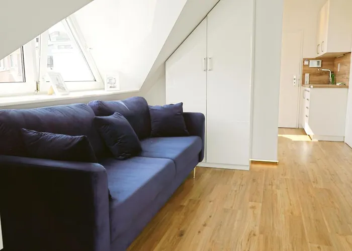 Lighthouse Homes - Moderne Mit Terrasse Am Kirchenplatz Apartment Rostock
