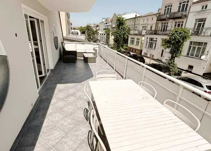 Apartment Lighthouse Homes - Moderne Mit Terrasse Am Kirchenplatz *