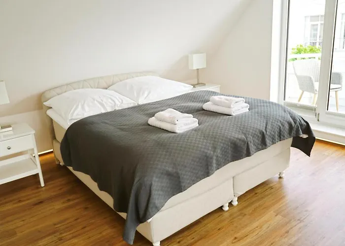 Lighthouse Homes - Moderne Mit Terrasse Am Kirchenplatz Apartment